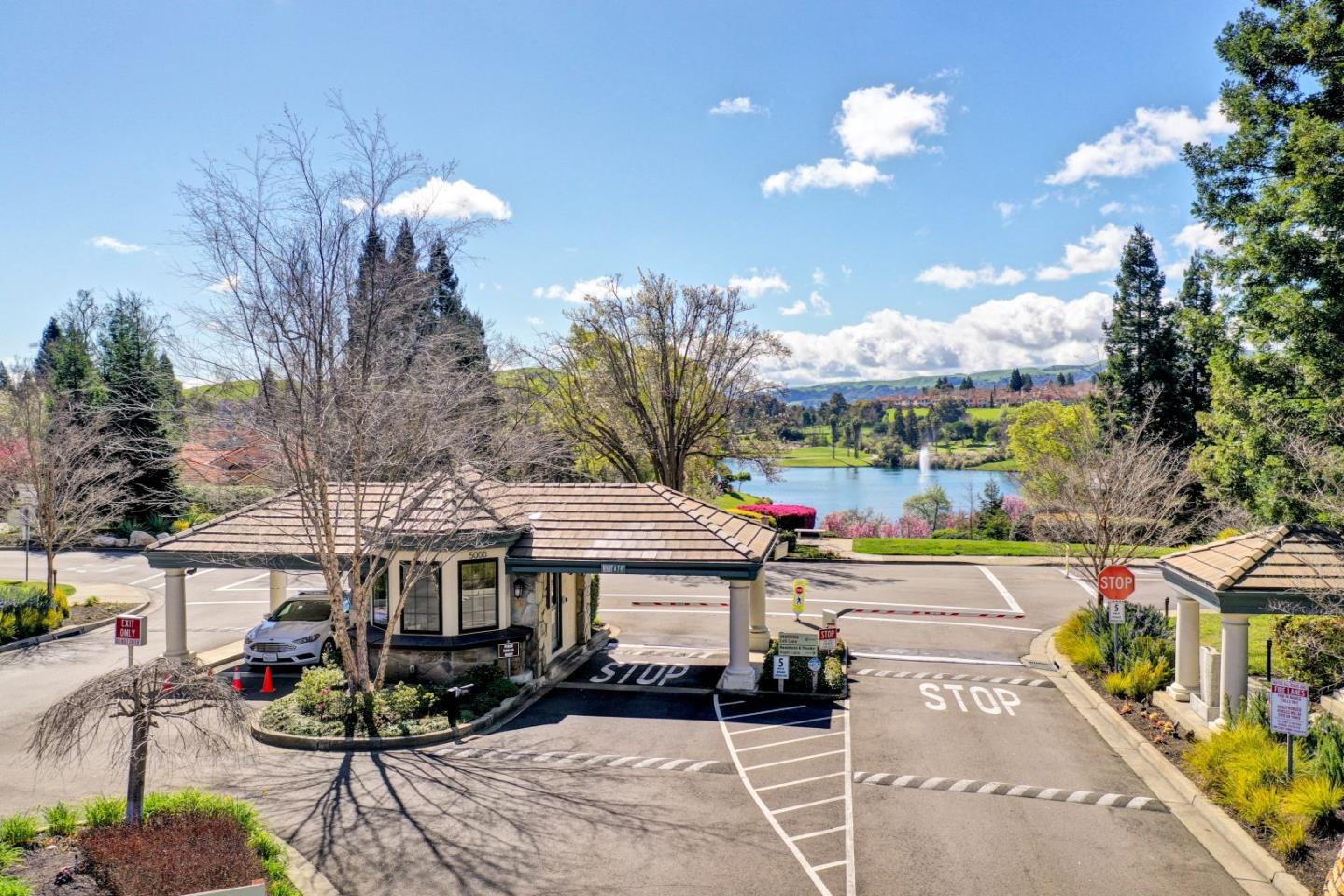 Detail Gallery Image 45 of 49 For 230 Lakeridge Way, San Ramon,  CA 94582 - 3 Beds | 2/1 Baths