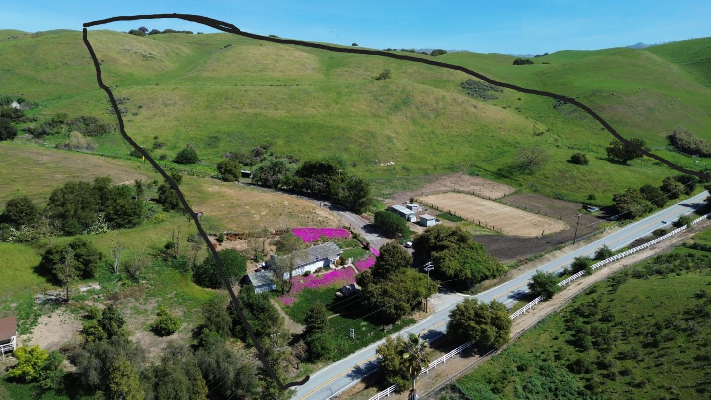 Detail Gallery Image 3 of 15 For 3463 Calaveras Rd, Milpitas,  CA 95035 - 3 Beds | 2 Baths