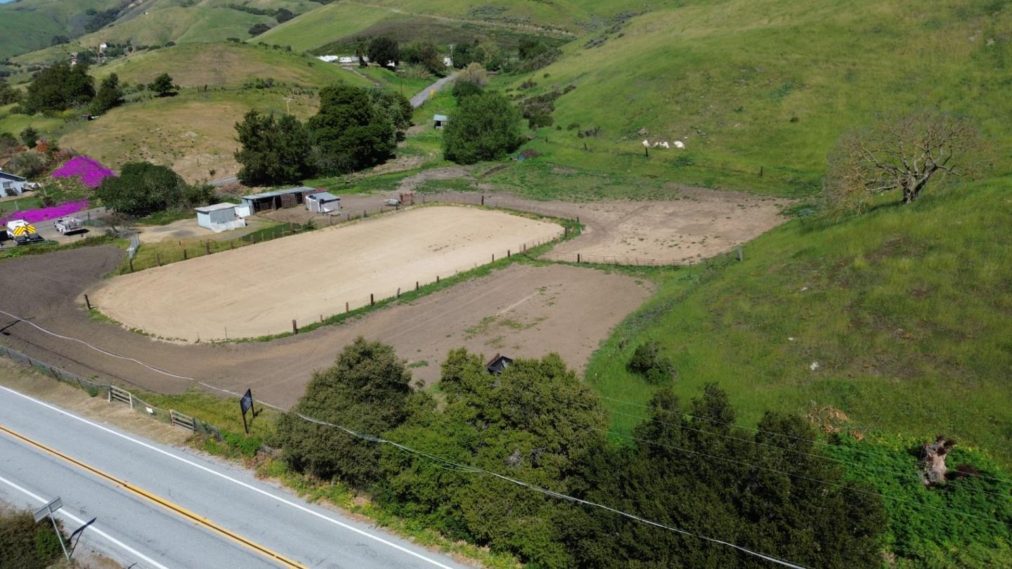 Detail Gallery Image 4 of 15 For 3463 Calaveras Rd, Milpitas,  CA 95035 - 3 Beds | 2 Baths