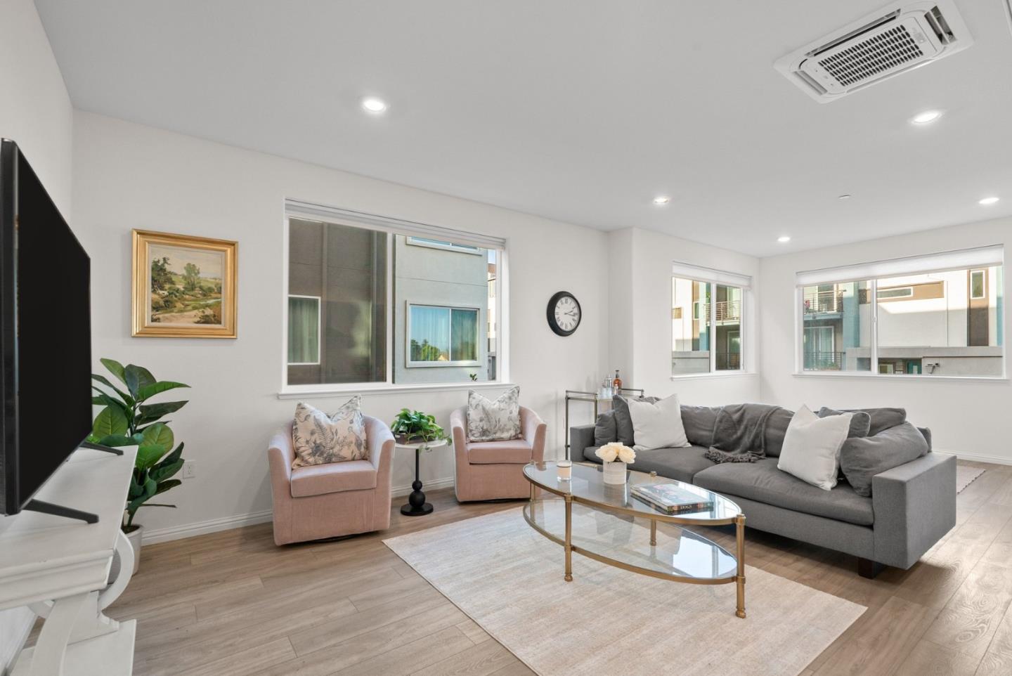 Detail Gallery Image 10 of 49 For 3208 Mallard Ct #201,  San Jose,  CA 95117 - 2 Beds | 2 Baths