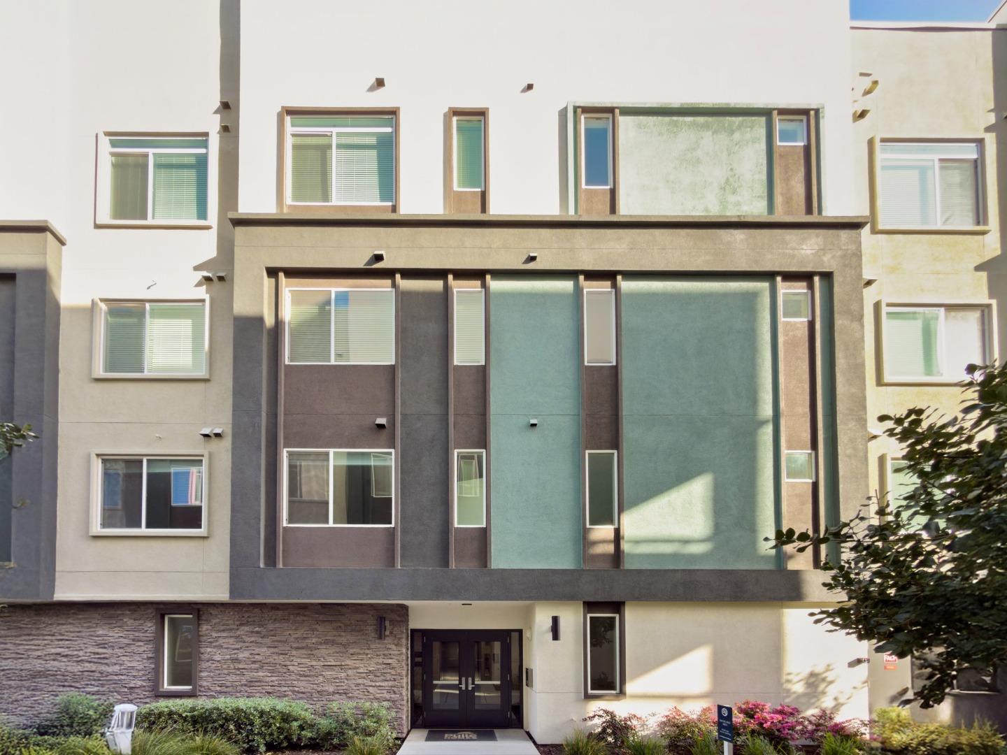 Detail Gallery Image 3 of 49 For 3208 Mallard Ct #201,  San Jose,  CA 95117 - 2 Beds | 2 Baths