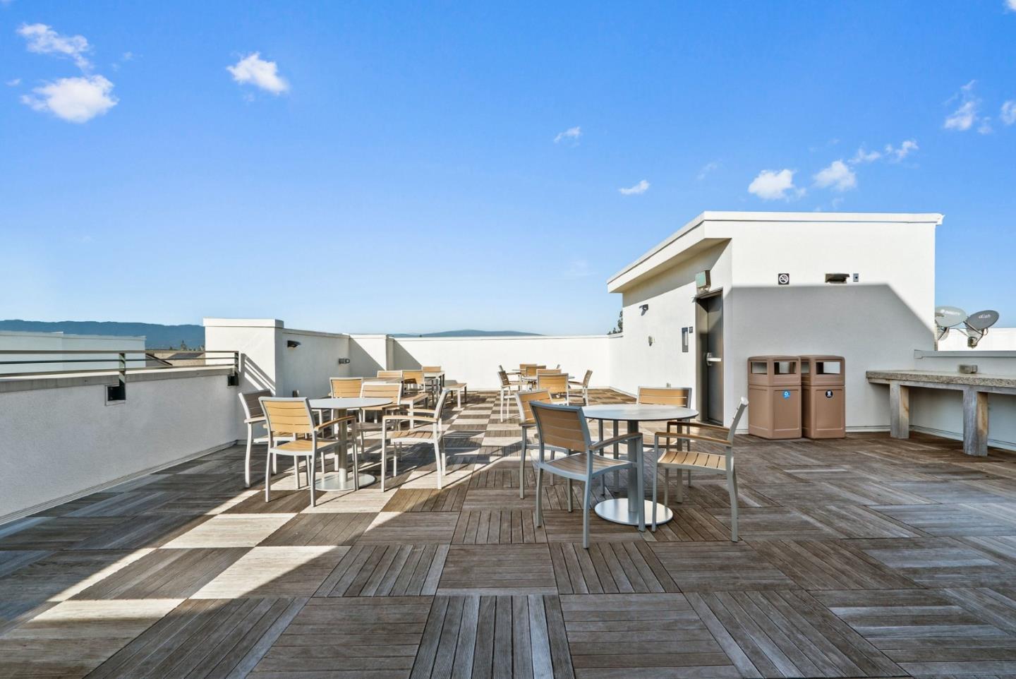 Detail Gallery Image 37 of 49 For 3208 Mallard Ct #201,  San Jose,  CA 95117 - 2 Beds | 2 Baths