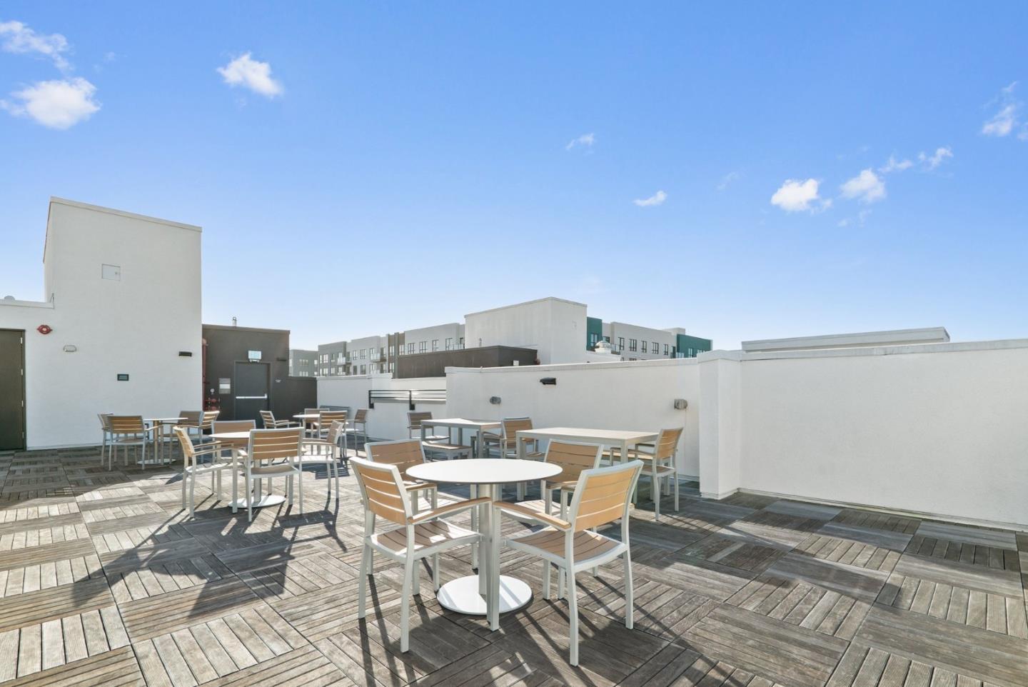 Detail Gallery Image 40 of 49 For 3208 Mallard Ct #201,  San Jose,  CA 95117 - 2 Beds | 2 Baths