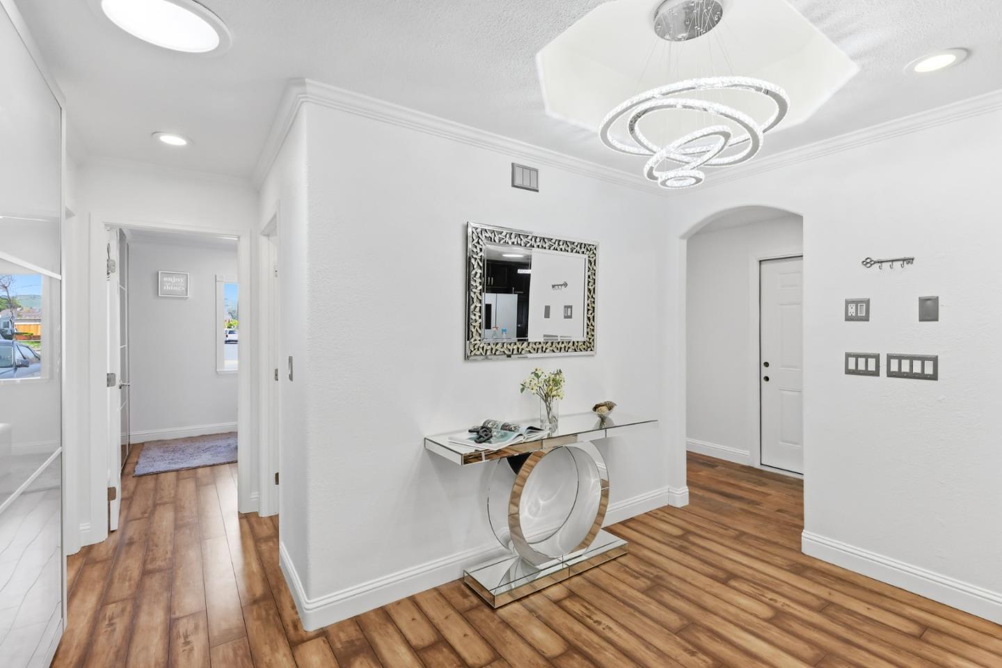 Detail Gallery Image 13 of 83 For 40489 Davis St, Fremont,  CA 94538 - 5 Beds | 3 Baths