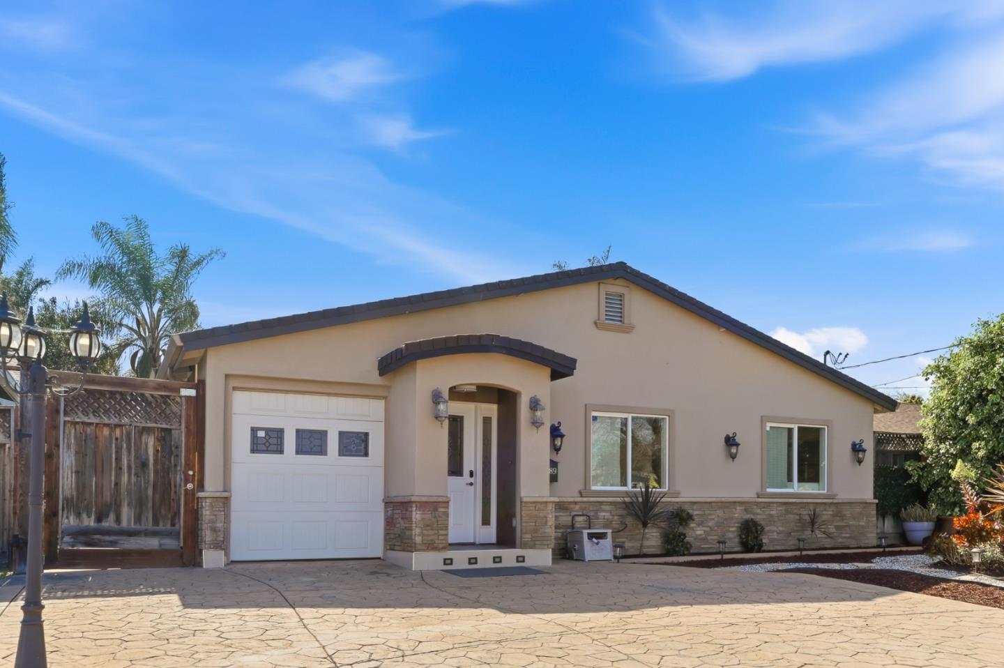 Detail Gallery Image 3 of 83 For 40489 Davis St, Fremont,  CA 94538 - 5 Beds | 3 Baths