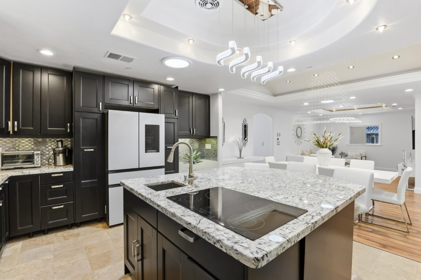 Detail Gallery Image 31 of 83 For 40489 Davis St, Fremont,  CA 94538 - 5 Beds | 3 Baths