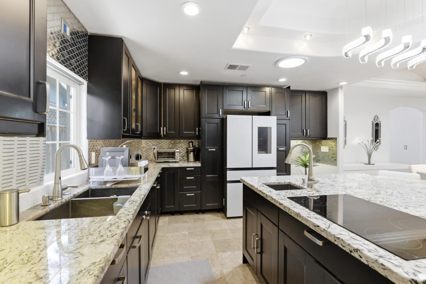 Detail Gallery Image 34 of 83 For 40489 Davis St, Fremont,  CA 94538 - 5 Beds | 3 Baths