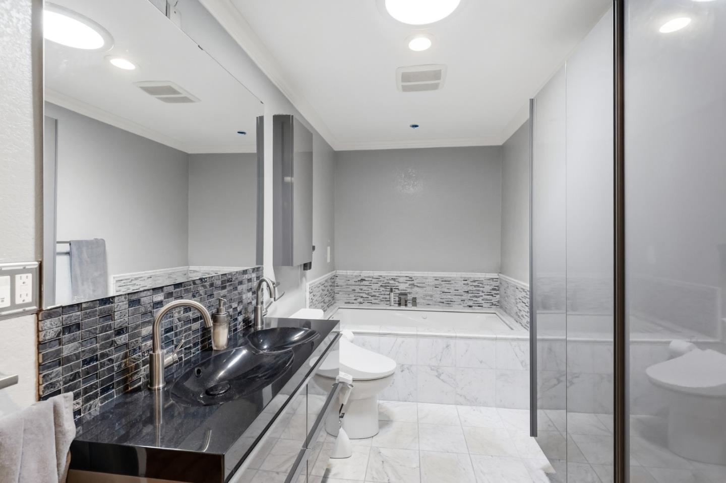 Detail Gallery Image 56 of 83 For 40489 Davis St, Fremont,  CA 94538 - 5 Beds | 3 Baths