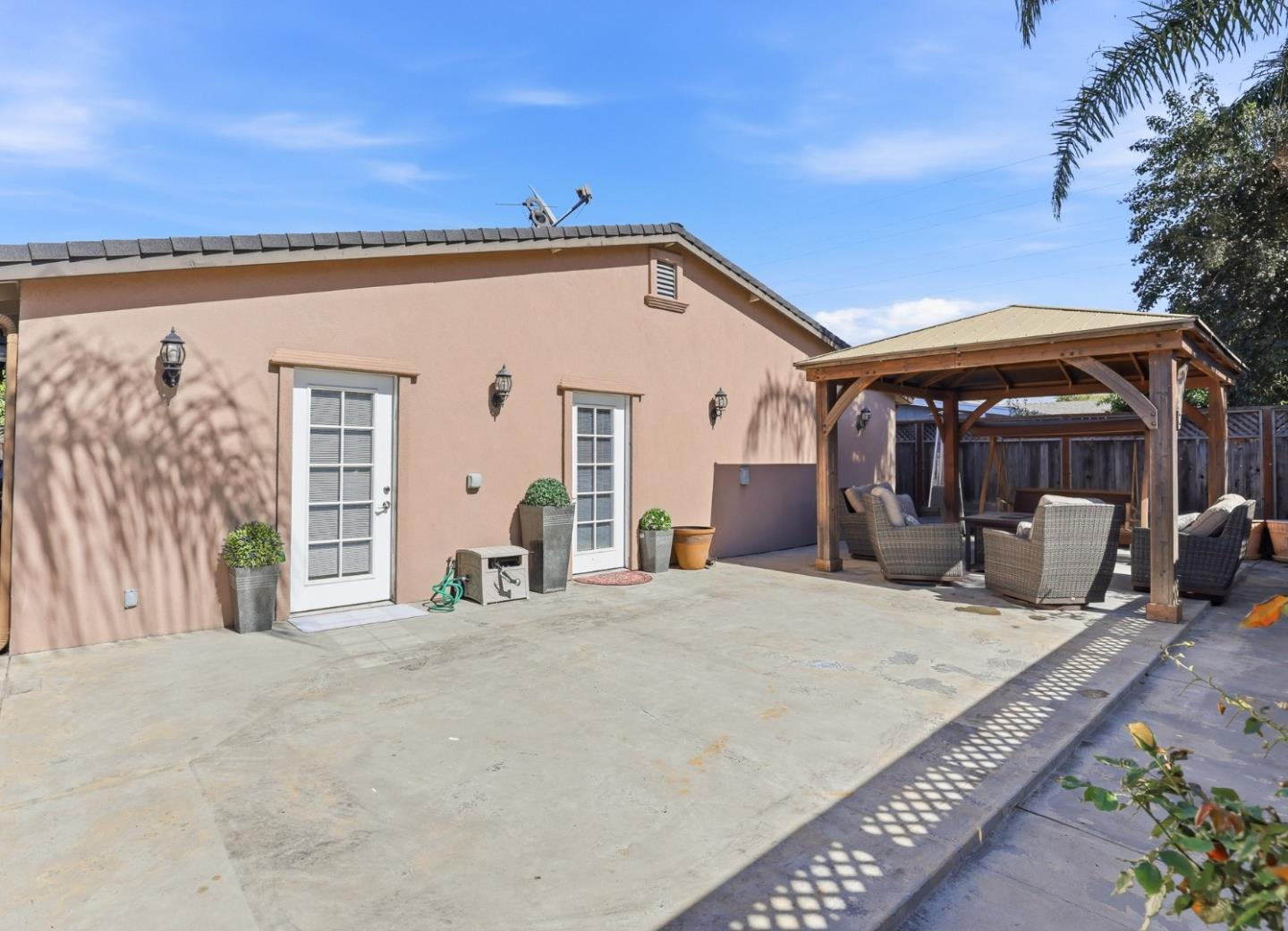 Detail Gallery Image 75 of 83 For 40489 Davis St, Fremont,  CA 94538 - 5 Beds | 3 Baths