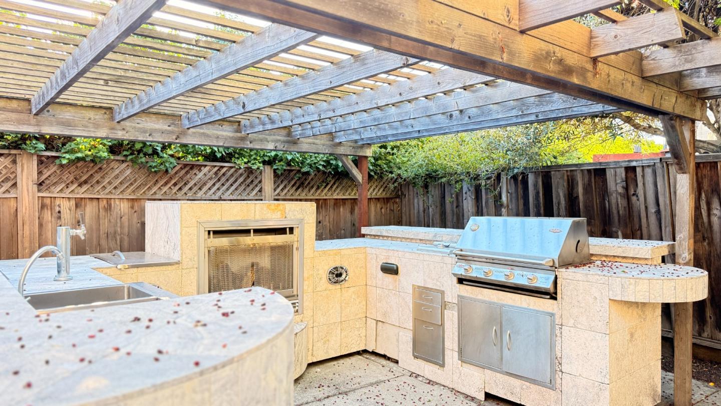 Detail Gallery Image 20 of 25 For 722 Gleneagle Ave, Hayward,  CA 94544 - 6 Beds | 3 Baths