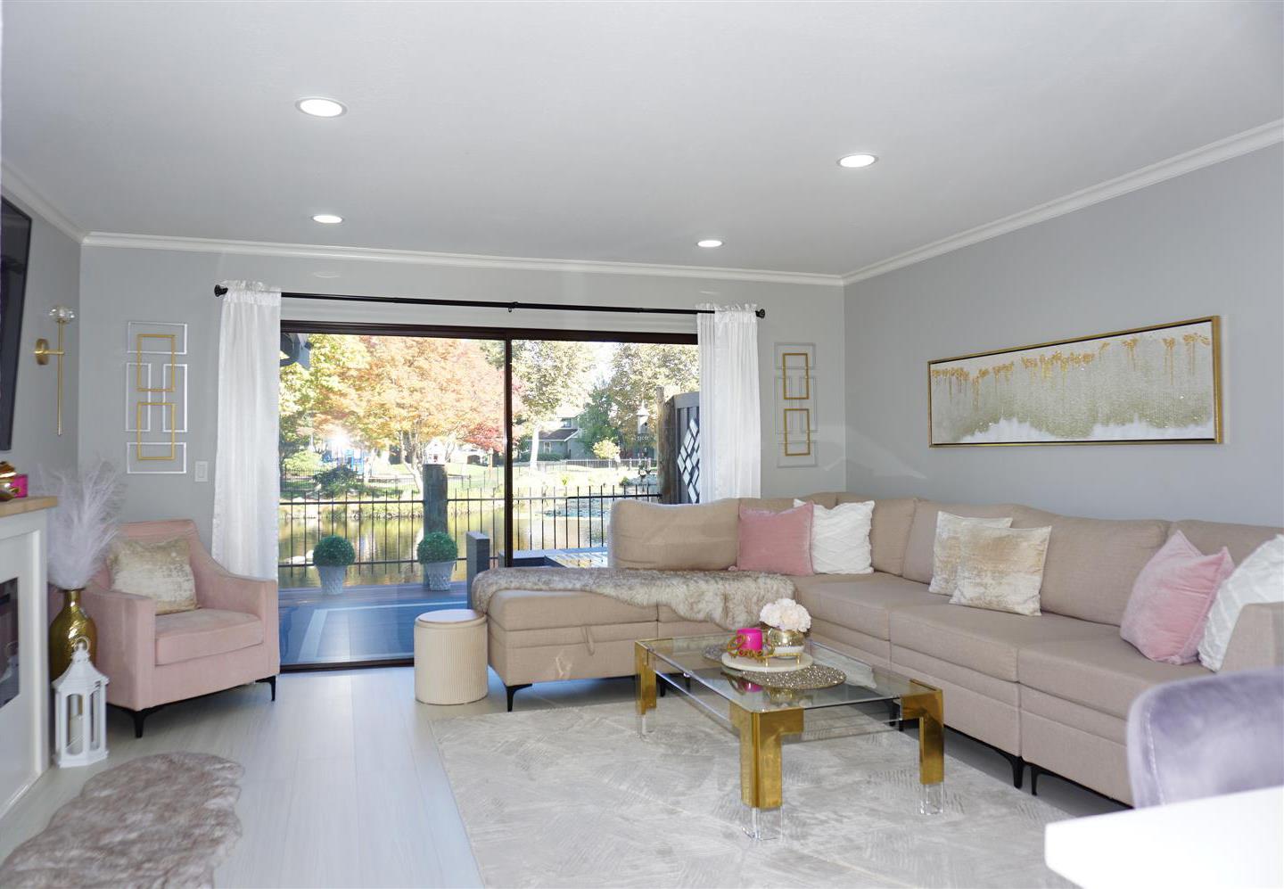 Detail Gallery Image 14 of 43 For 17106 Creekside Cir, Morgan Hill,  CA 95037 - 2 Beds | 1/1 Baths