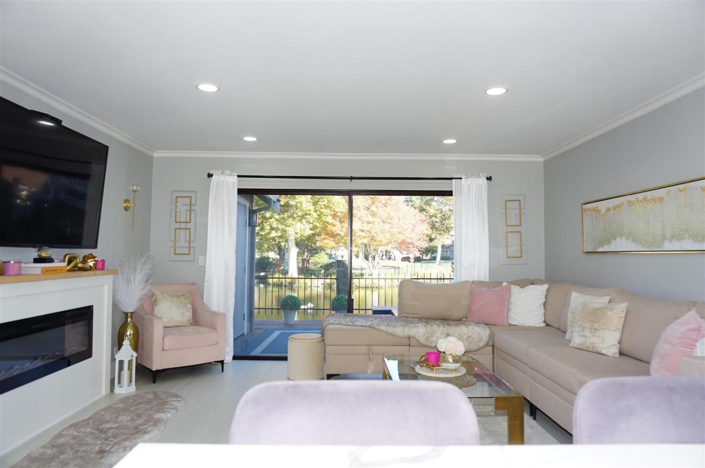 Detail Gallery Image 48 of 78 For 17106 Creekside Cir, Morgan Hill,  CA 95037 - 2 Beds | 1/1 Baths