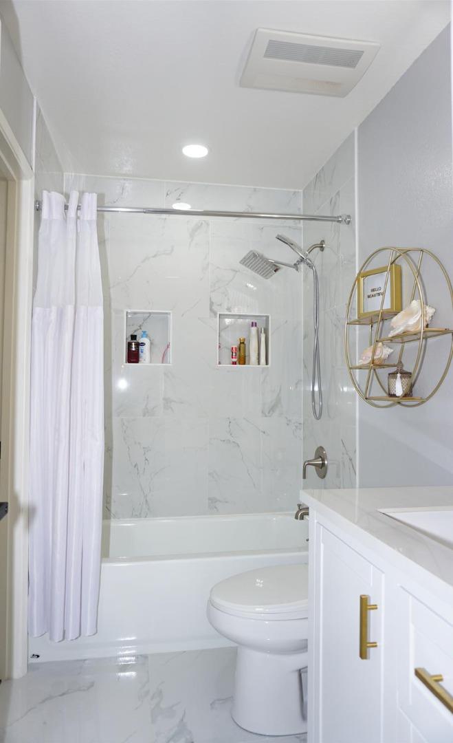 Detail Gallery Image 58 of 78 For 17106 Creekside Cir, Morgan Hill,  CA 95037 - 2 Beds | 1/1 Baths