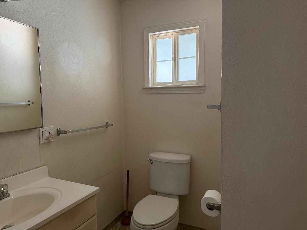 Detail Gallery Image 14 of 14 For 45170 Crown Ave, King City,  CA 93930 - 3 Beds | 2 Baths