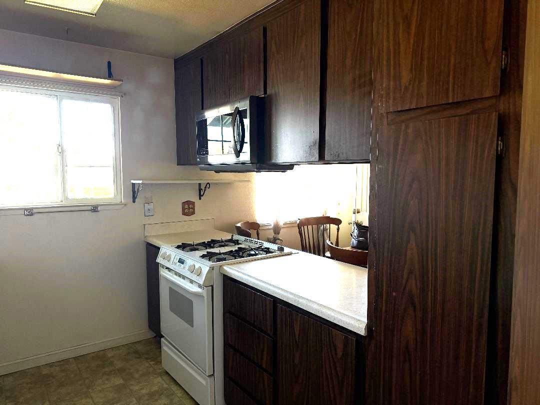 Detail Gallery Image 7 of 14 For 45170 Crown Ave, King City,  CA 93930 - 3 Beds | 2 Baths