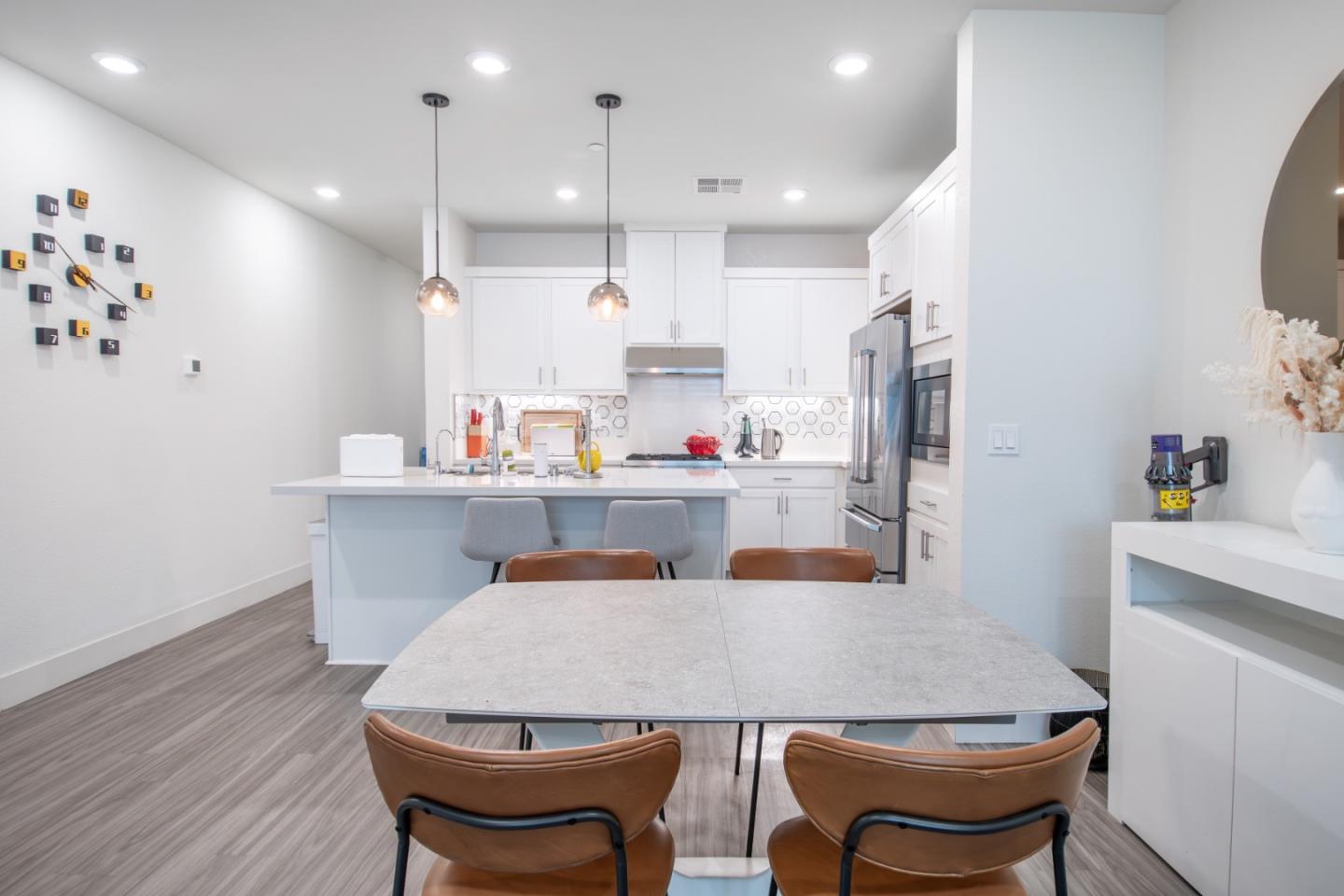 Photo #9: ML82037221 Listing: Photo #9