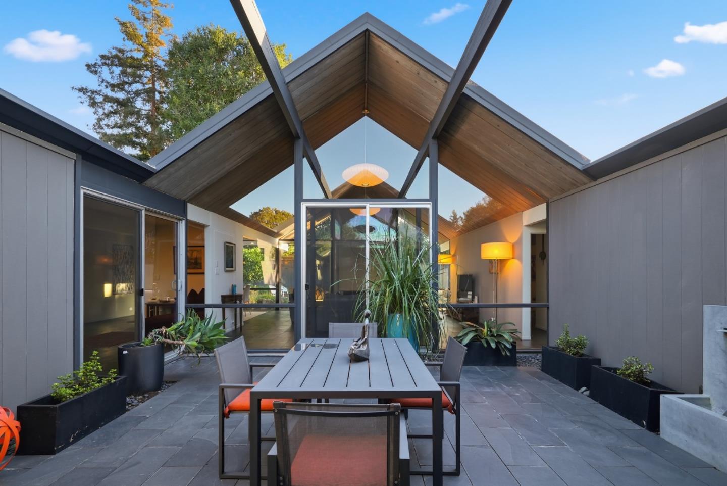 Detail Gallery Image 16 of 36 For 1694 Clay Dr, Los Altos,  CA 94024 - 5 Beds | 3 Baths