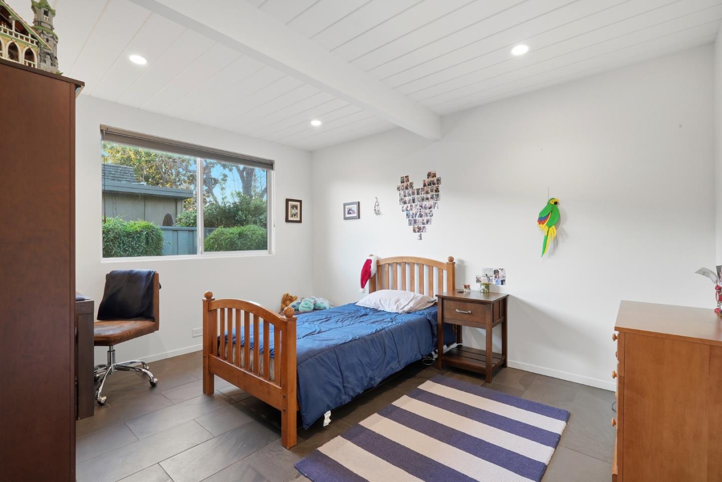 Detail Gallery Image 24 of 36 For 1694 Clay Dr, Los Altos,  CA 94024 - 5 Beds | 3 Baths