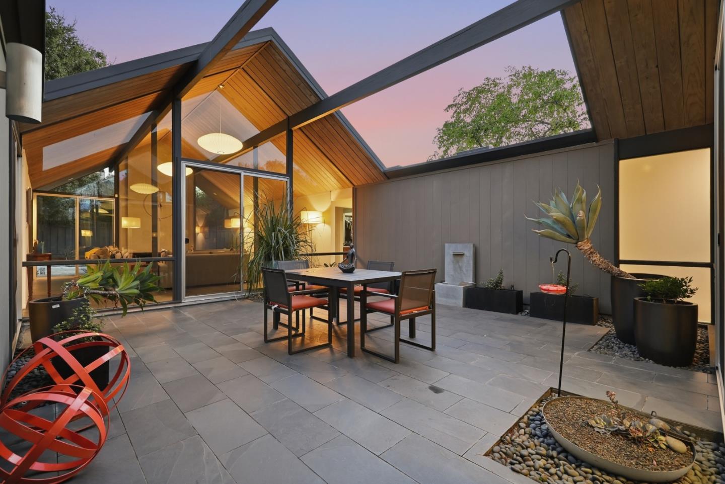 Detail Gallery Image 34 of 36 For 1694 Clay Dr, Los Altos,  CA 94024 - 5 Beds | 3 Baths