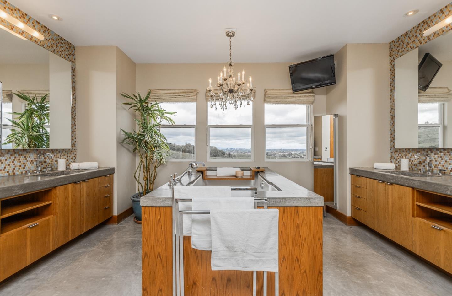 Detail Gallery Image 17 of 58 For 1825 Bridgeview Ct, San Jose,  CA 95138 - 5 Beds | 4/1 Baths