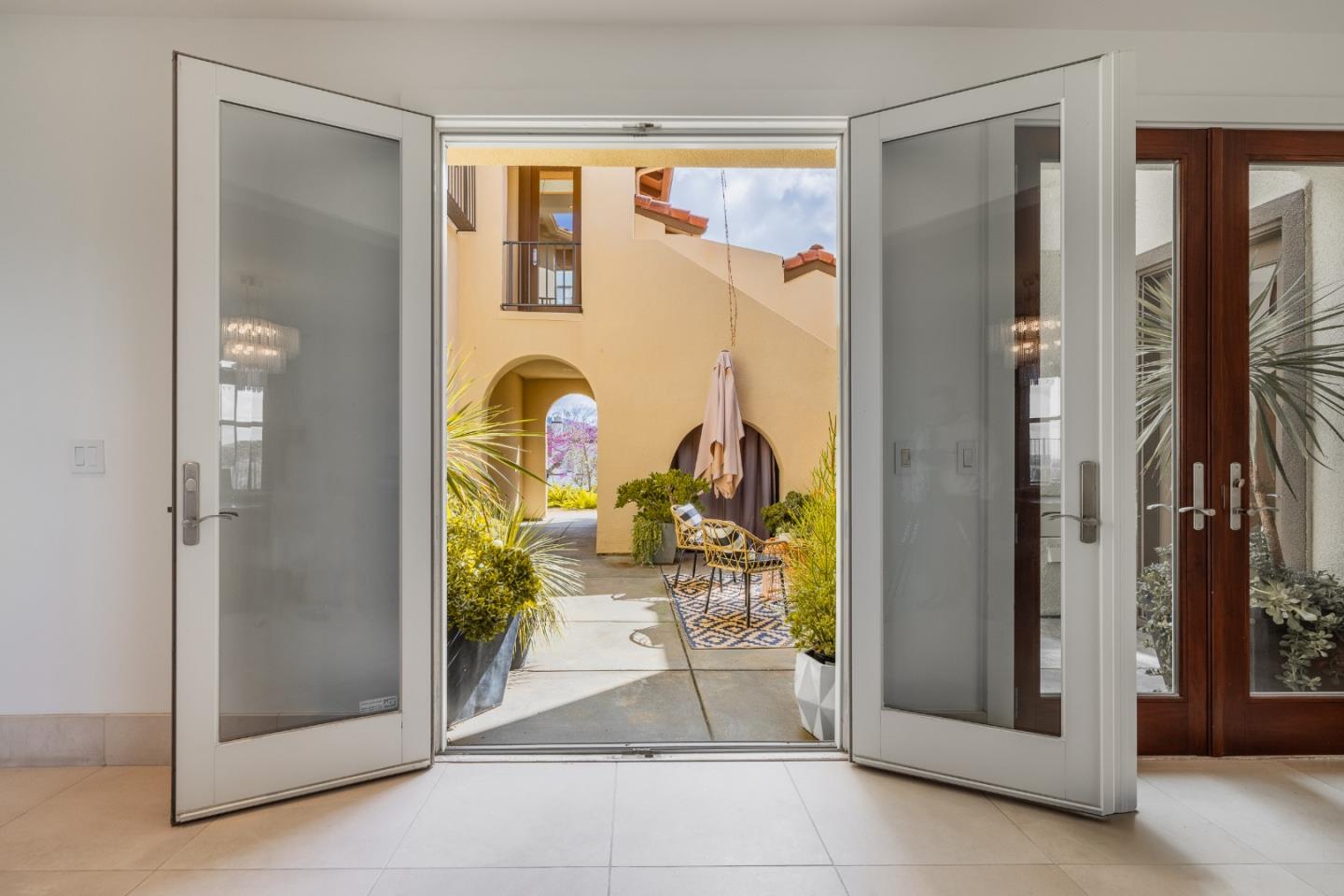 Detail Gallery Image 28 of 58 For 1825 Bridgeview Ct, San Jose,  CA 95138 - 5 Beds | 4/1 Baths