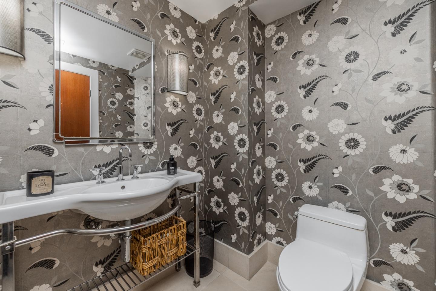 Detail Gallery Image 33 of 58 For 1825 Bridgeview Ct, San Jose,  CA 95138 - 5 Beds | 4/1 Baths