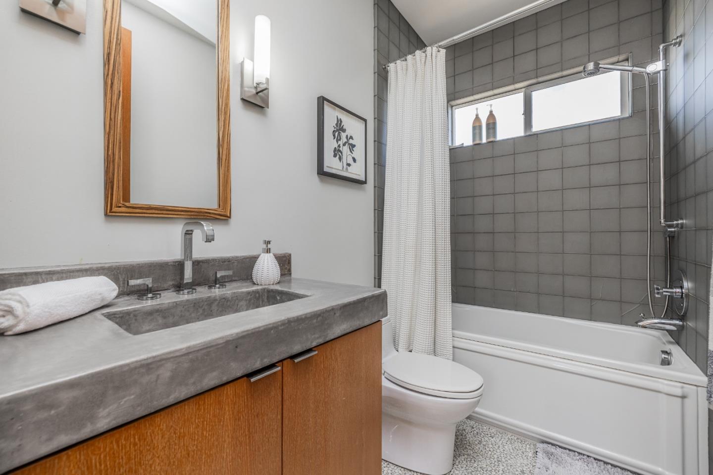 Detail Gallery Image 38 of 58 For 1825 Bridgeview Ct, San Jose,  CA 95138 - 5 Beds | 4/1 Baths