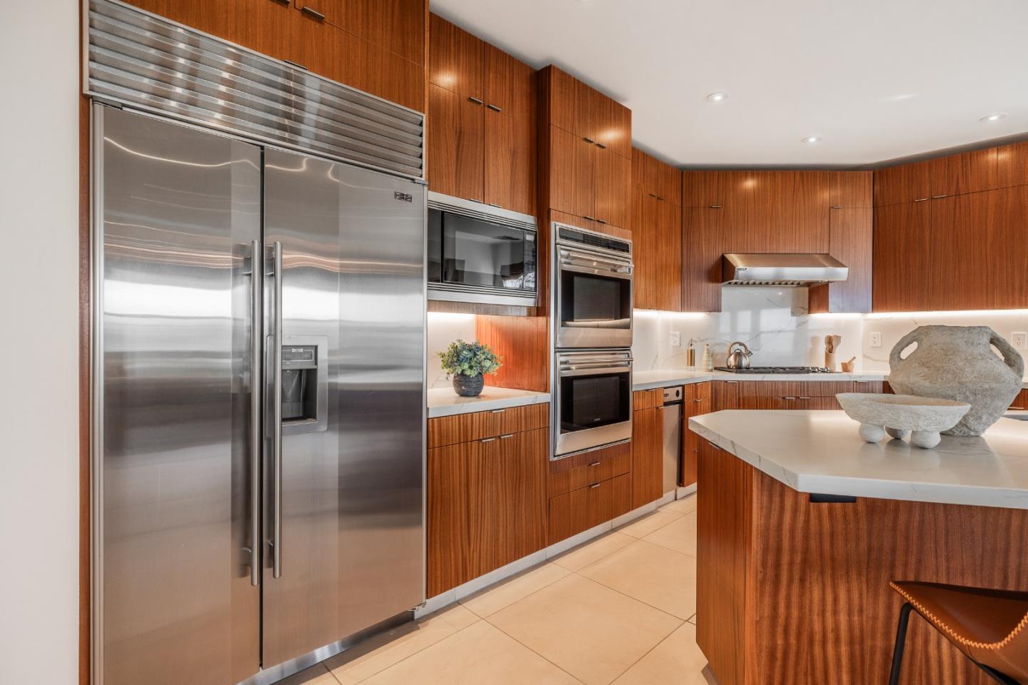 Detail Gallery Image 5 of 58 For 1825 Bridgeview Ct, San Jose,  CA 95138 - 5 Beds | 4/1 Baths