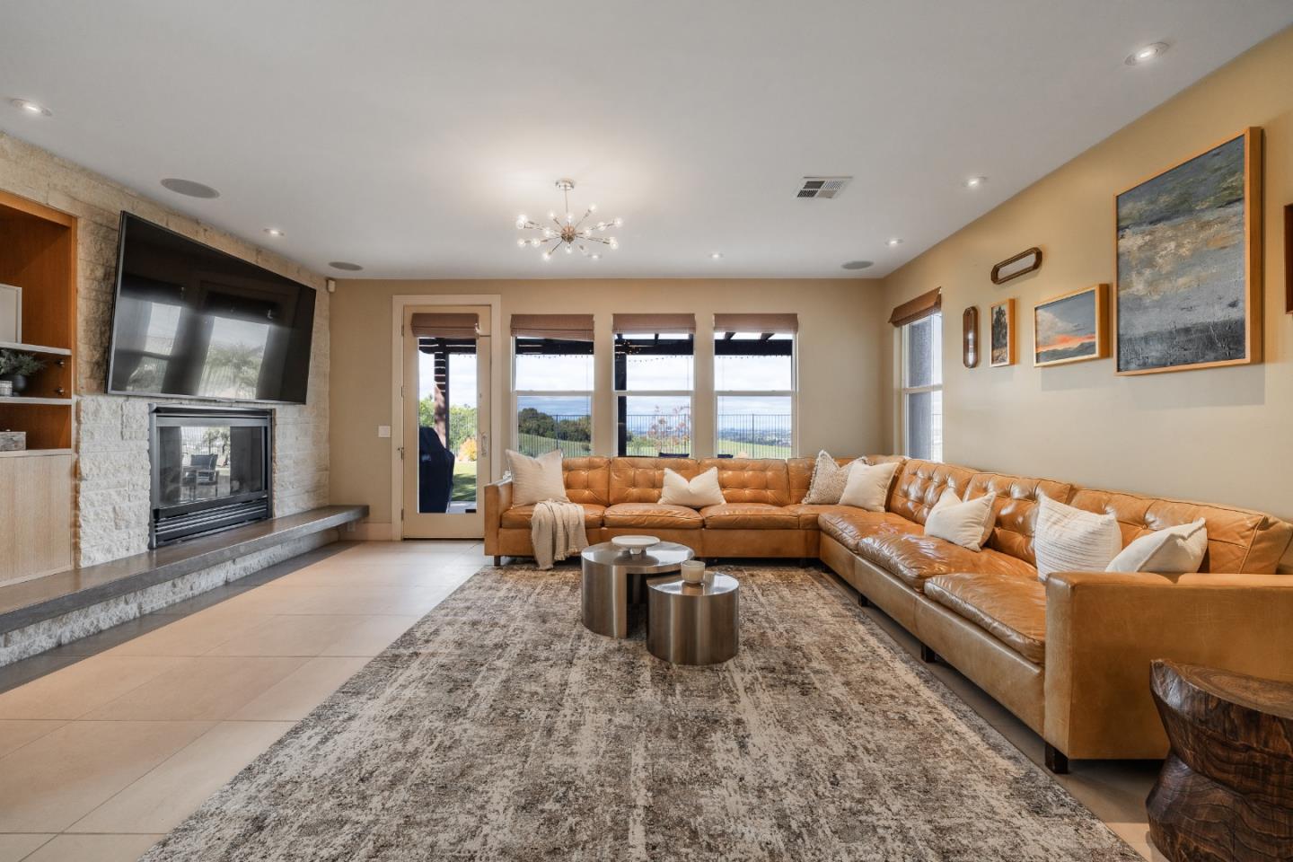 Detail Gallery Image 9 of 58 For 1825 Bridgeview Ct, San Jose,  CA 95138 - 5 Beds | 4/1 Baths