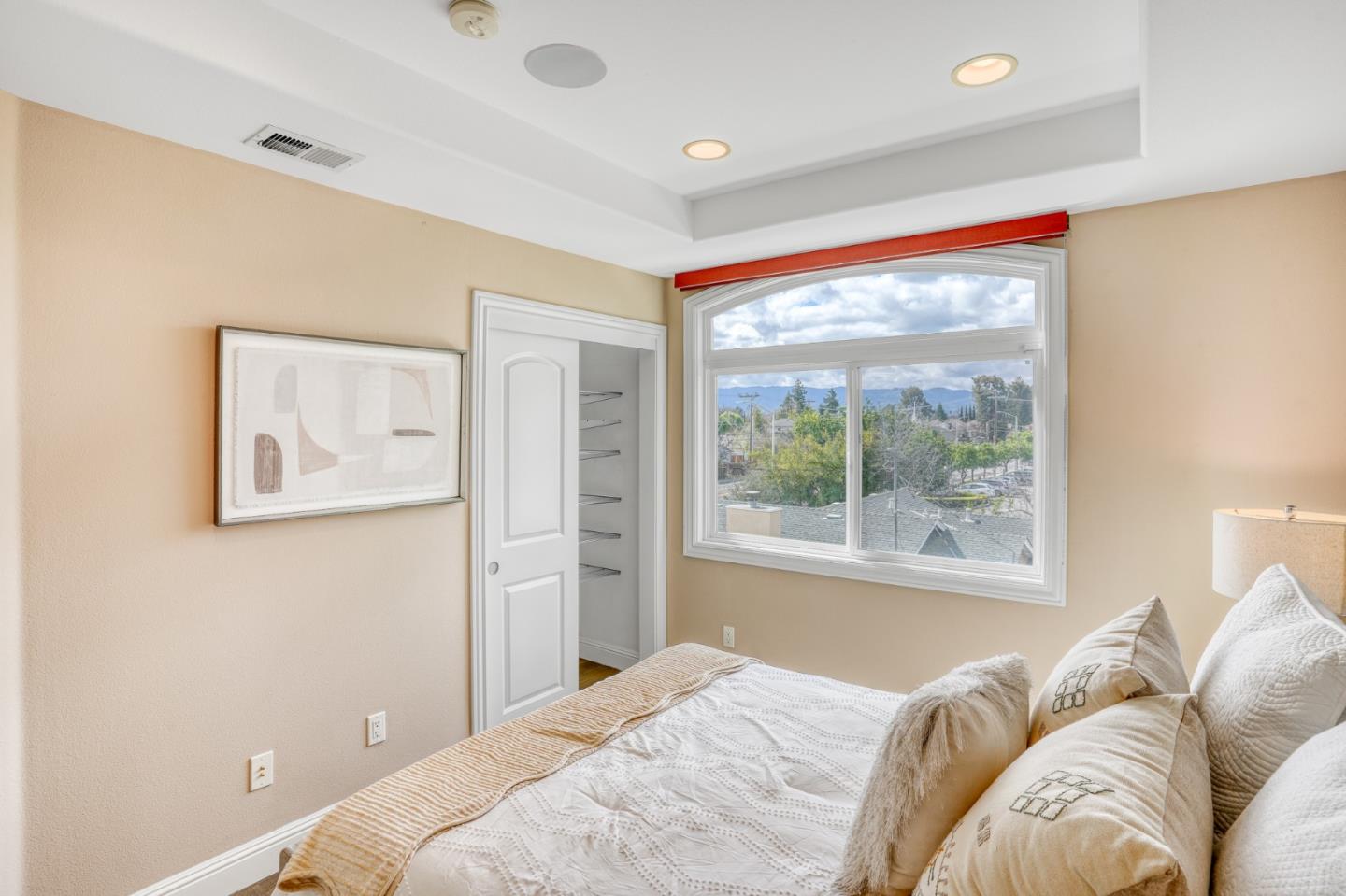 Detail Gallery Image 19 of 27 For 809 Lippert Pl, Santa Clara,  CA 95050 - 3 Beds | 2/1 Baths