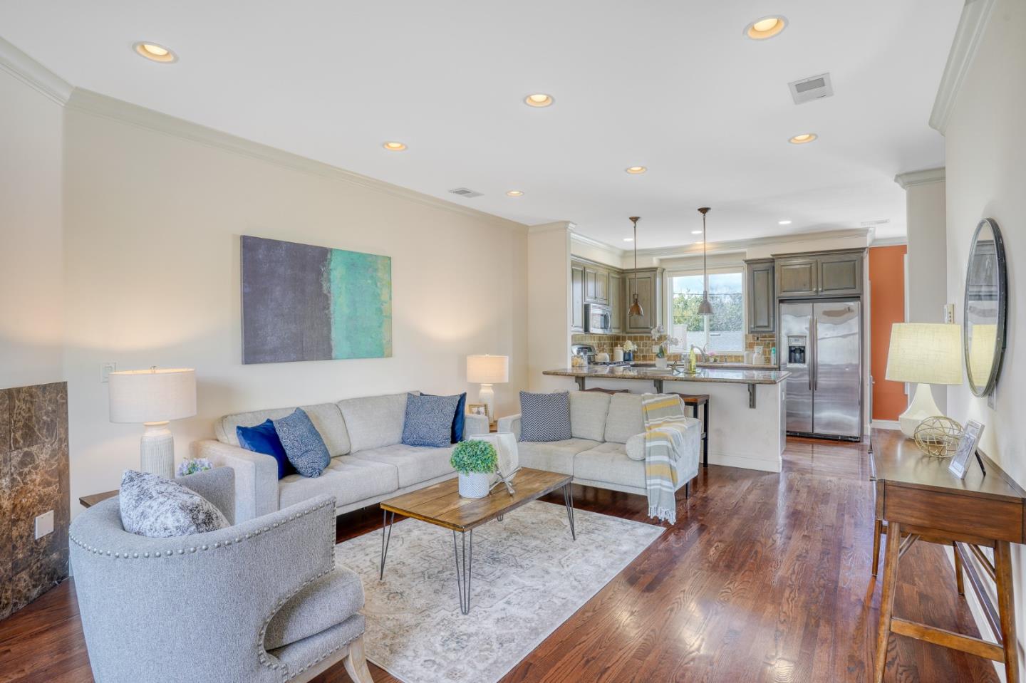 Detail Gallery Image 3 of 27 For 809 Lippert Pl, Santa Clara,  CA 95050 - 3 Beds | 2/1 Baths