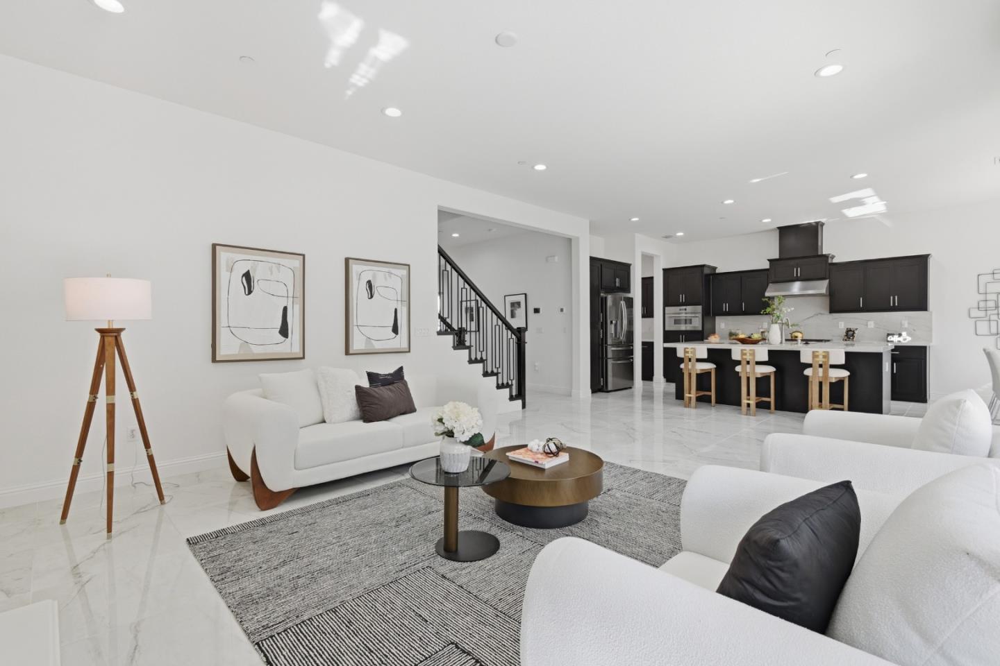 Detail Gallery Image 14 of 63 For 39441 Humpback Whale Rd, Newark,  CA 94560 - 5 Beds | 4/1 Baths