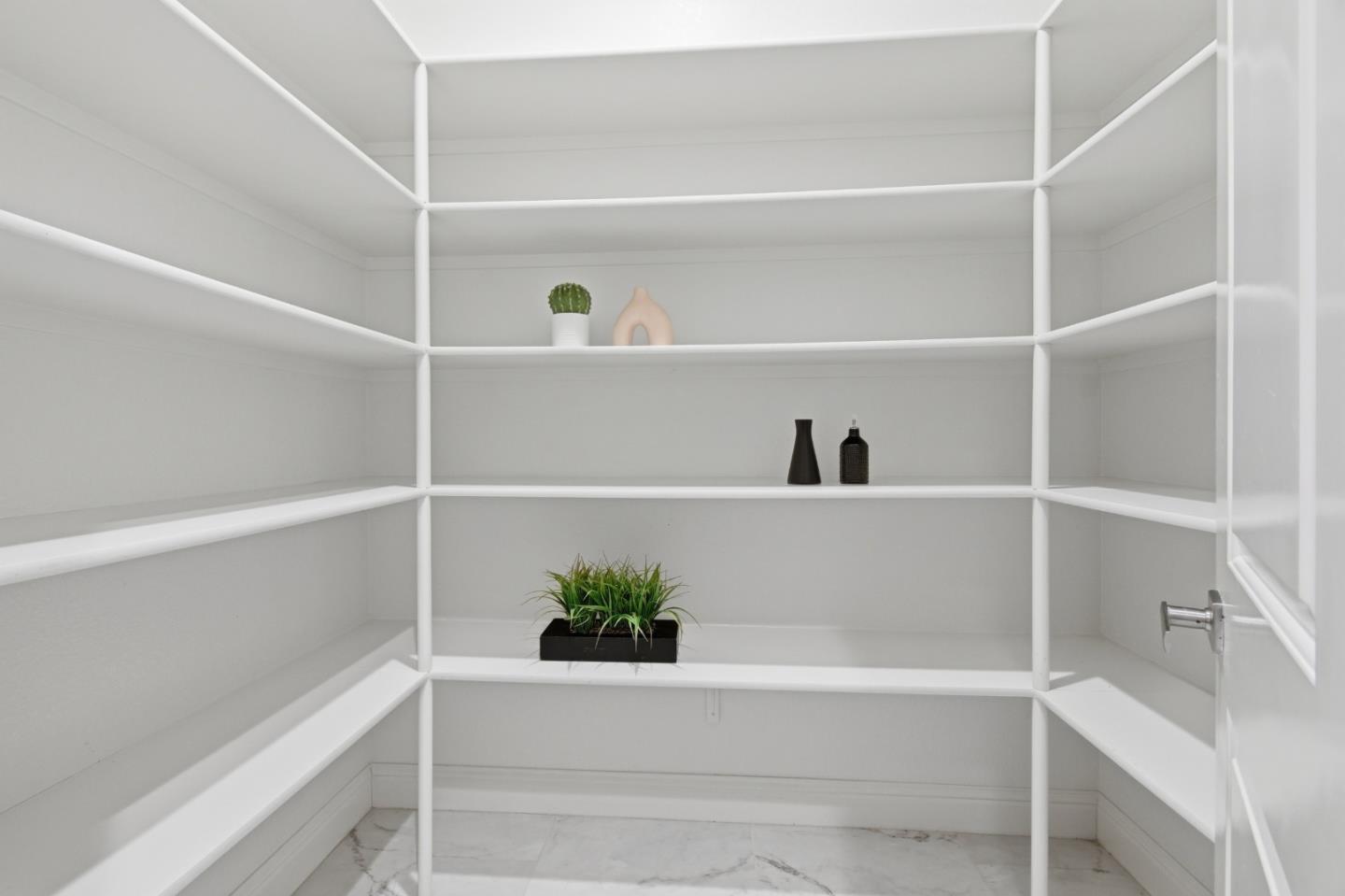 Detail Gallery Image 23 of 63 For 39441 Humpback Whale Rd, Newark,  CA 94560 - 5 Beds | 4/1 Baths