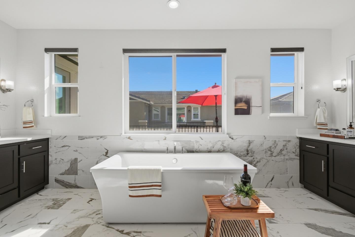 Detail Gallery Image 40 of 63 For 39441 Humpback Whale Rd, Newark,  CA 94560 - 5 Beds | 4/1 Baths