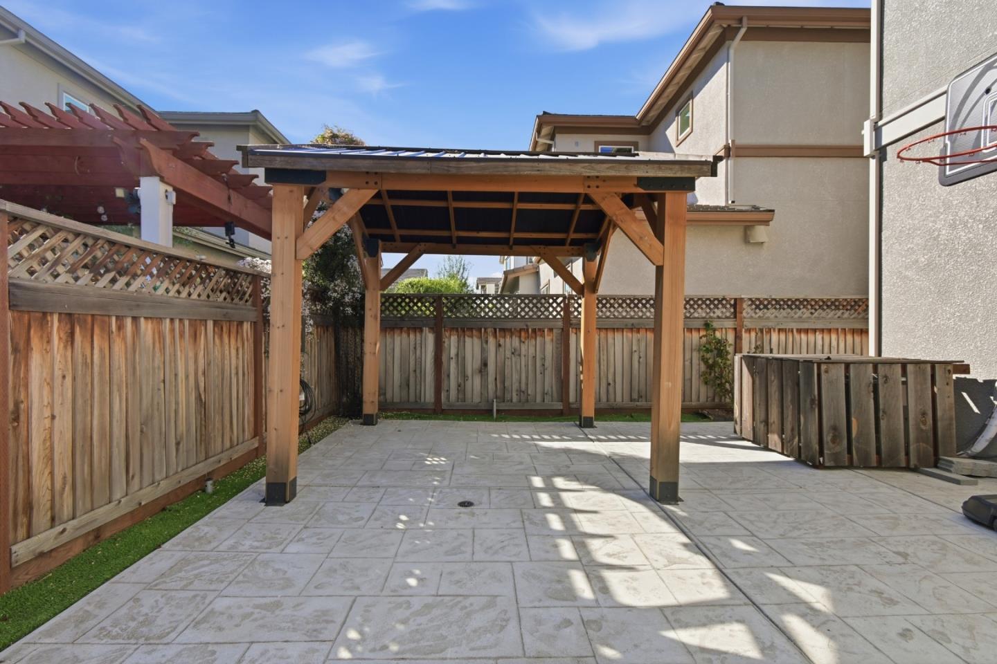 Detail Gallery Image 52 of 63 For 39441 Humpback Whale Rd, Newark,  CA 94560 - 5 Beds | 4/1 Baths