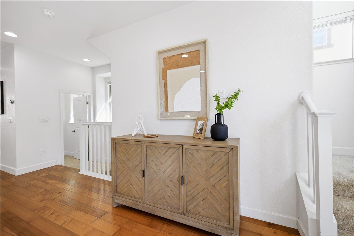 Detail Gallery Image 10 of 59 For 2927 Kaiser Dr, Santa Clara,  CA 95051 - 3 Beds | 3/1 Baths