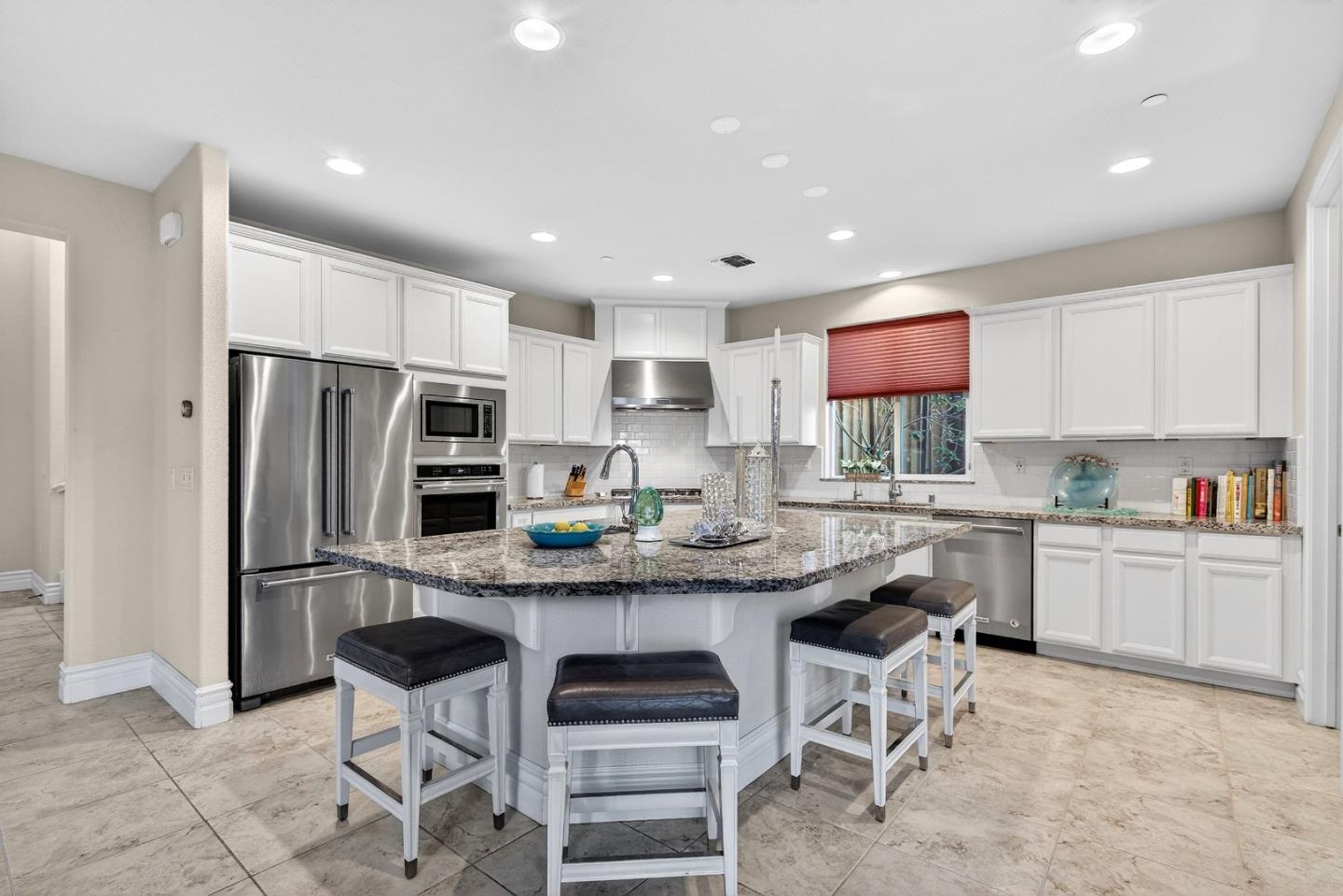 Detail Gallery Image 10 of 50 For 13126 Chamberlain Ave, East Garrison,  CA 93933 - 3 Beds | 2 Baths