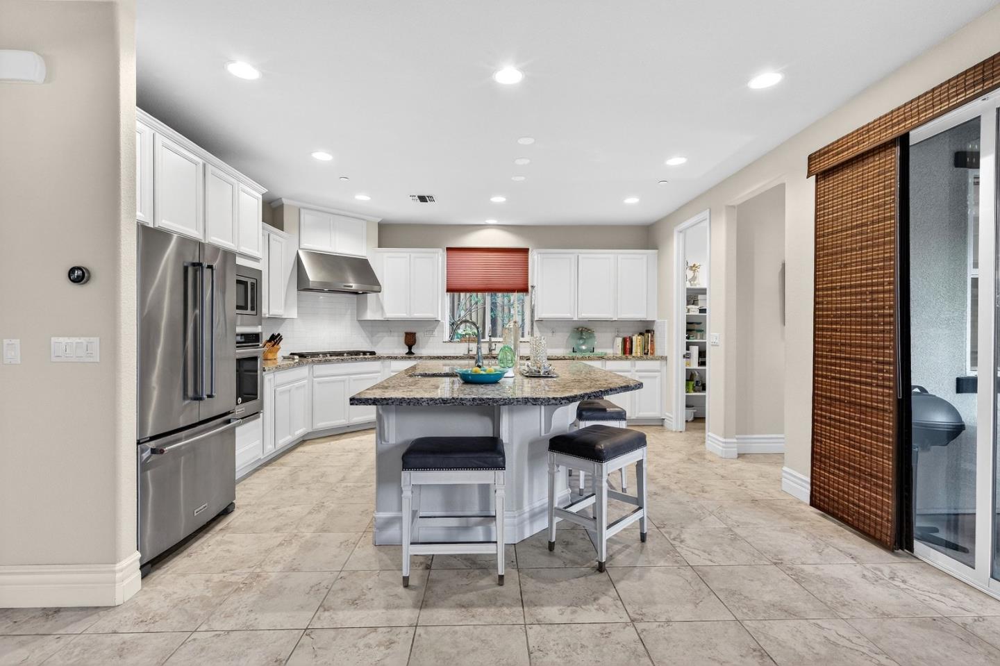 Detail Gallery Image 9 of 50 For 13126 Chamberlain Ave, East Garrison,  CA 93933 - 3 Beds | 2 Baths