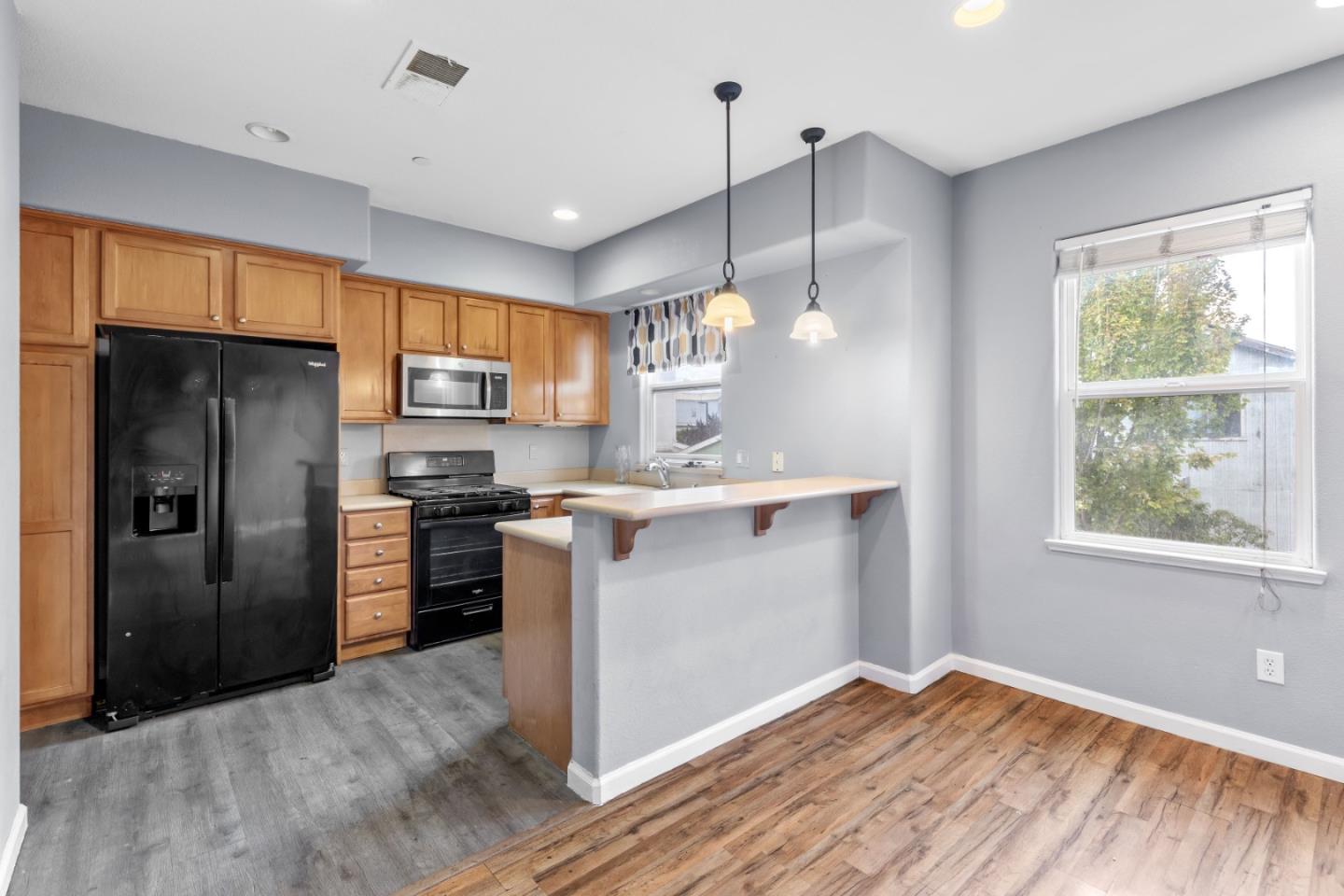 Detail Gallery Image 21 of 67 For 2872 10th St, San Pablo,  CA 94806 - 3 Beds | 2/1 Baths