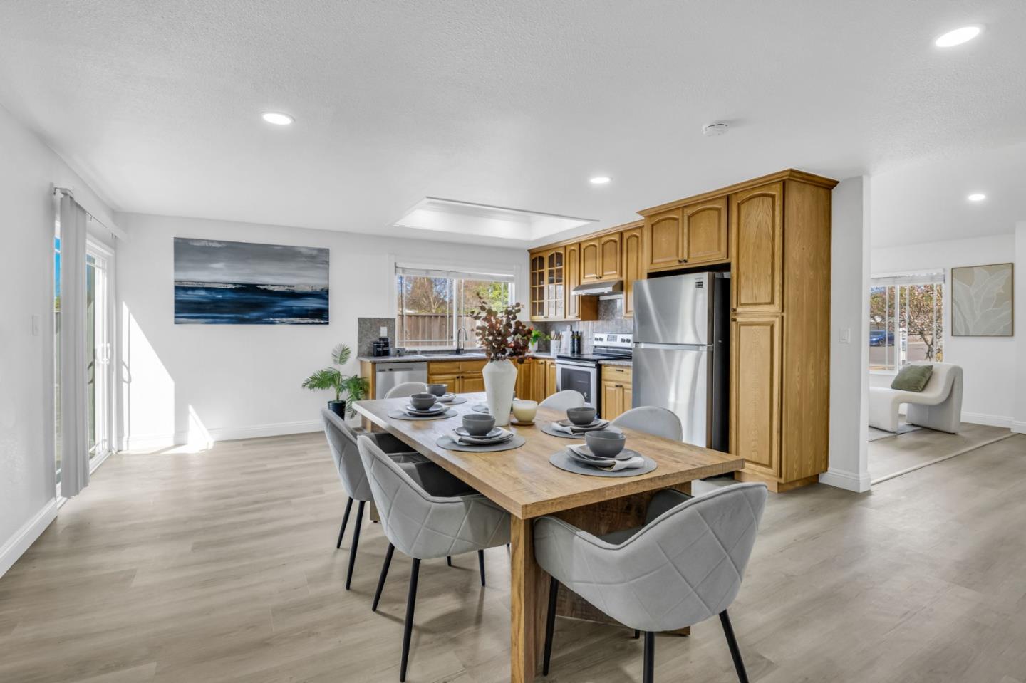 Detail Gallery Image 12 of 63 For 2825 Aetna Way, San Jose,  CA 95121 - 4 Beds | 3 Baths