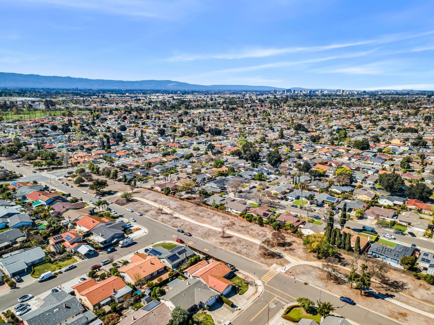 Detail Gallery Image 58 of 63 For 2825 Aetna Way, San Jose,  CA 95121 - 4 Beds | 3 Baths
