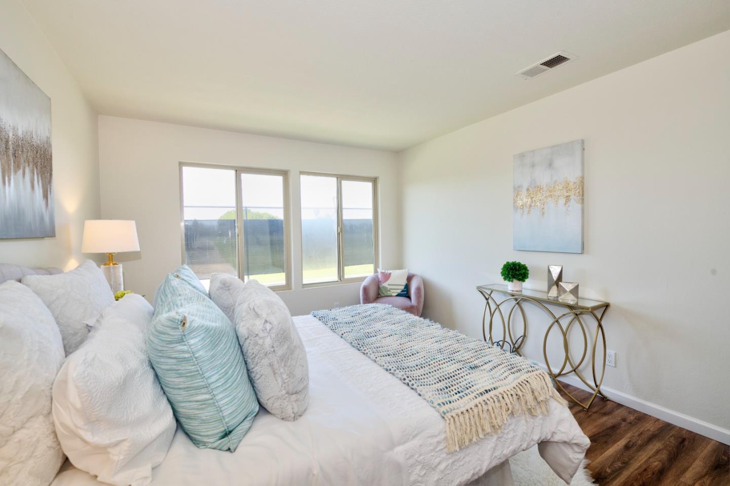 Detail Gallery Image 15 of 32 For 27785 Hummingbird Ct, Hayward,  CA 94545 - 2 Beds | 1 Baths