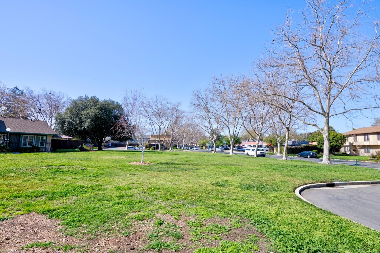 Detail Gallery Image 30 of 32 For 27785 Hummingbird Ct, Hayward,  CA 94545 - 2 Beds | 1 Baths