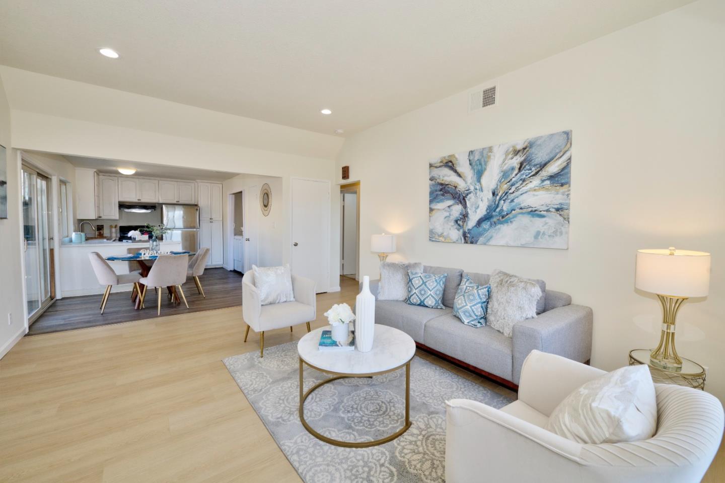 Detail Gallery Image 6 of 32 For 27785 Hummingbird Ct, Hayward,  CA 94545 - 2 Beds | 1 Baths