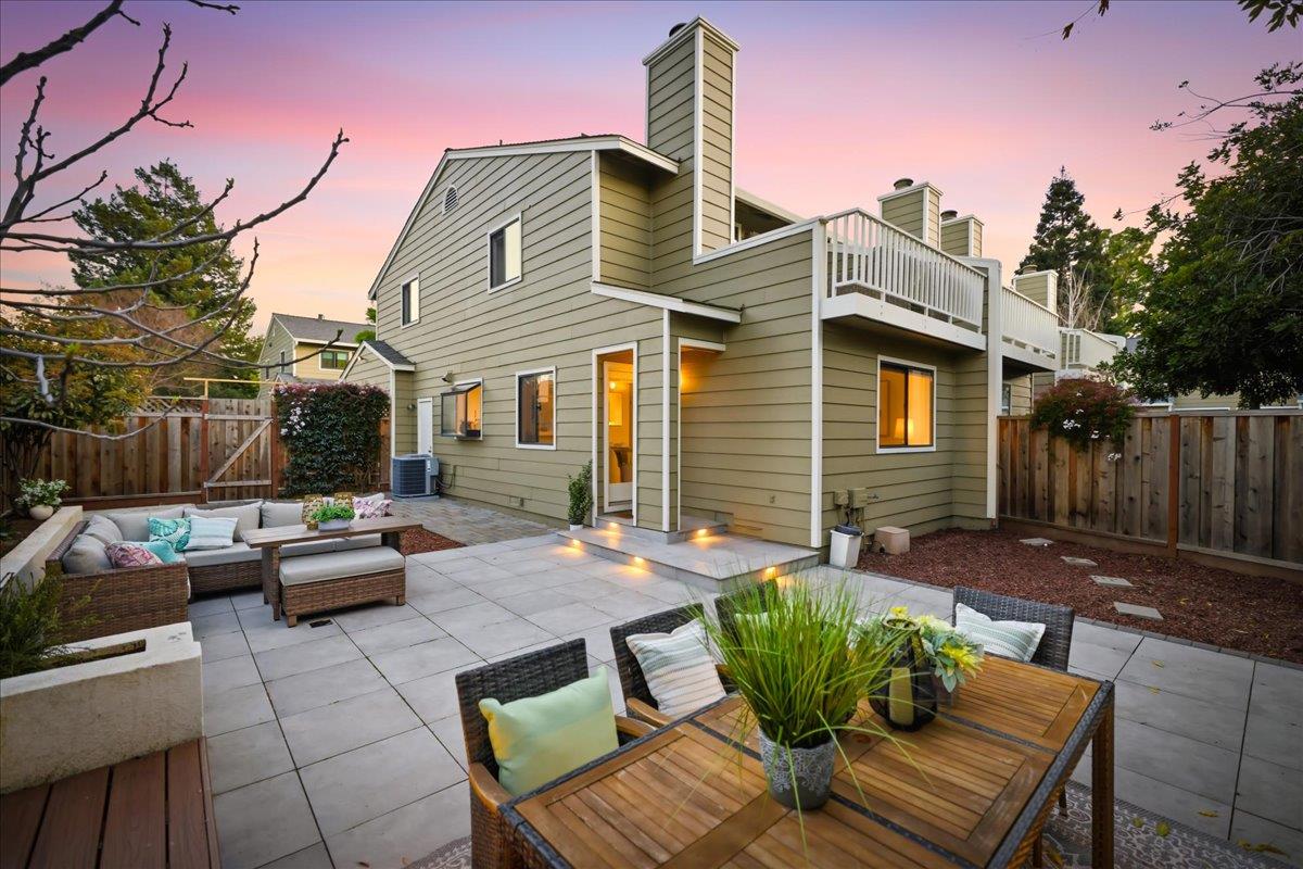 Front Image Thumbnail for ML82037236