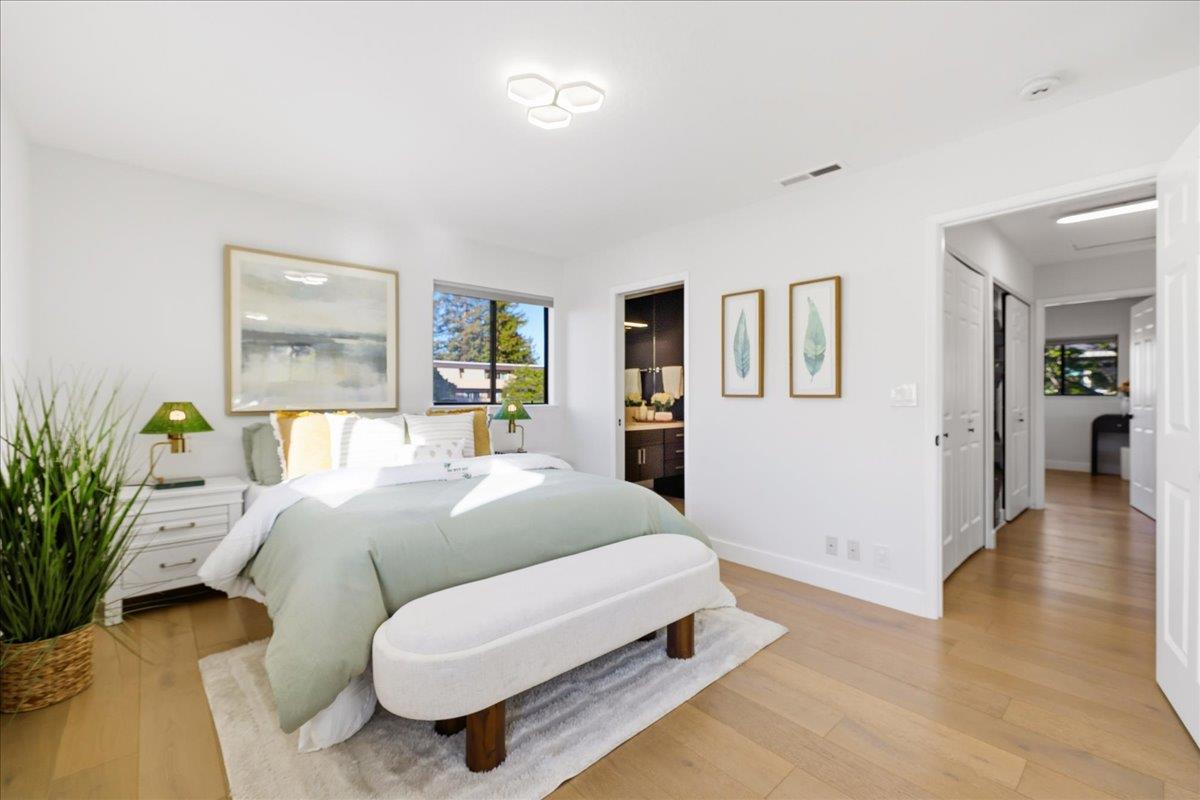 Detail Gallery Image 27 of 43 For 700 Chiquita Ave #19,  Mountain View,  CA 94041 - 2 Beds | 2/1 Baths