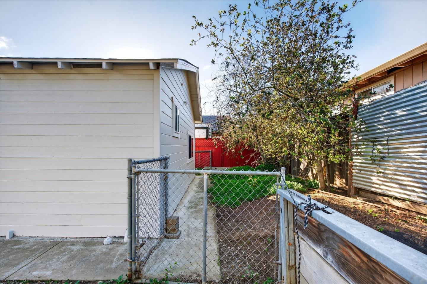 Detail Gallery Image 28 of 42 For 123 Prado St, Salinas,  CA 93906 - 2 Beds | 1 Baths