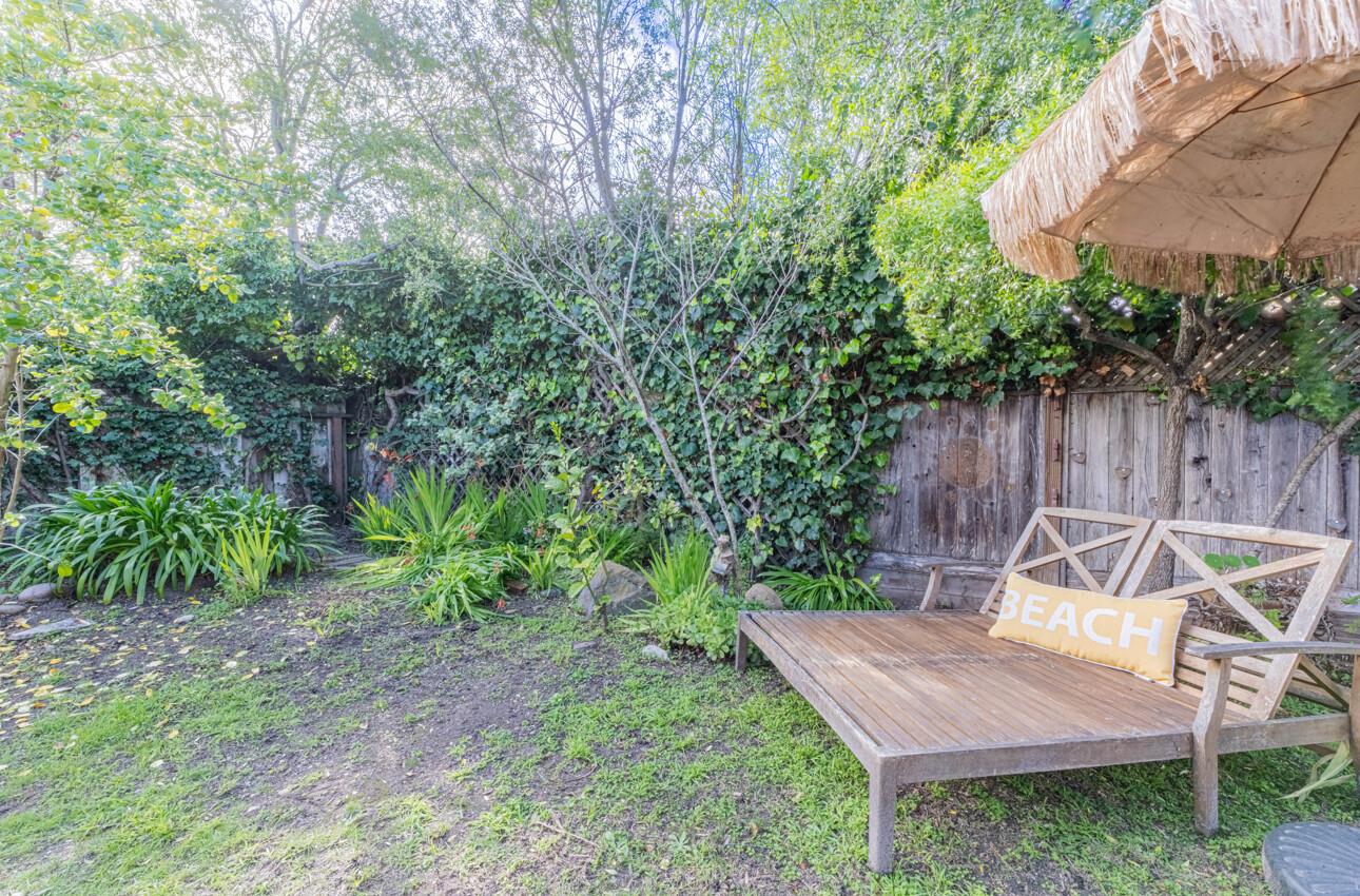 Detail Gallery Image 31 of 33 For 516 8th St, Pacific Grove,  CA 93950 - 2 Beds | 2 Baths