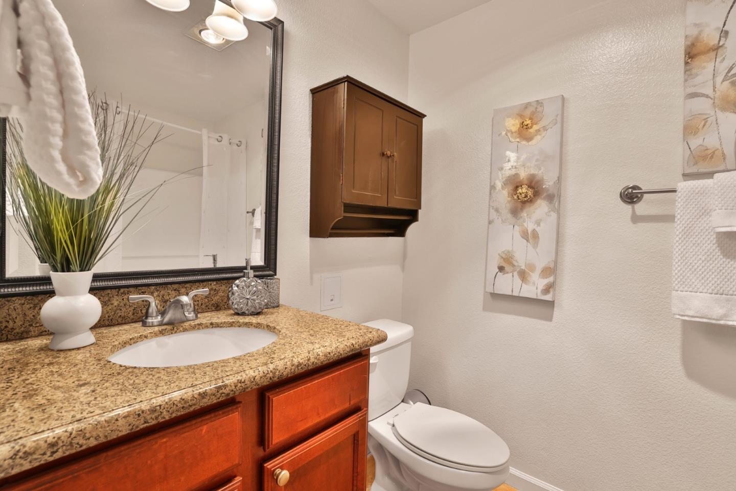 Detail Gallery Image 15 of 30 For 880 Catkin, San Jose,  CA 95128 - 2 Beds | 2 Baths