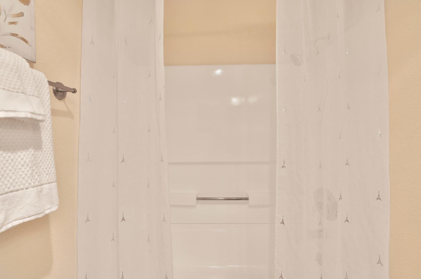 Detail Gallery Image 16 of 30 For 880 Catkin, San Jose,  CA 95128 - 2 Beds | 2 Baths